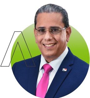 Rogelio Paredes